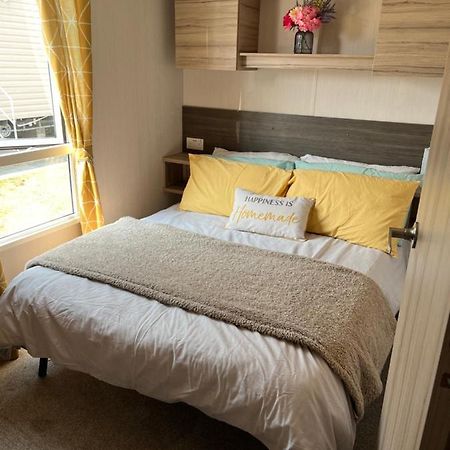 Beautiful Caravan In Trecco Bay! 74 Sycomore Bridgend  Luaran gambar